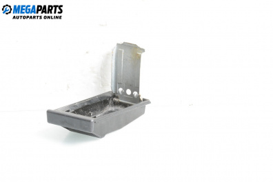 Пепелник за Nissan Almera II Hatchback (01.2000 - 12.2006)