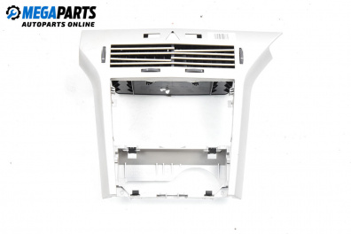 Централна конзола за Opel Astra H Estate (08.2004 - 05.2014)