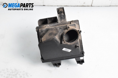 Филтърна кутия за Audi A6 Avant C5 (11.1997 - 01.2005) 2.5 TDI quattro