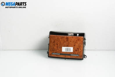 Пепелник за Audi A8 Sedan 4E (10.2002 - 07.2010)