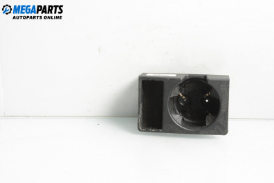 Поставка чаша за Audi A6 Sedan C6 (05.2004 - 03.2011)