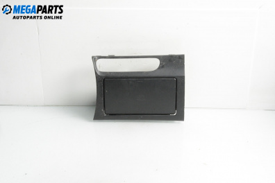 Поставка за чаши за Mazda 6 Station Wagon I (08.2002 - 12.2007)