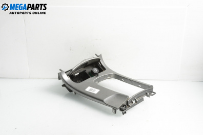 Централна конзола за Mazda 6 Station Wagon I (08.2002 - 12.2007)