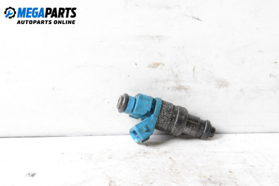 Дюза бензин за Volkswagen Passat III Sedan B5 (08.1996 - 12.2001) 1.6, 101 к.с.