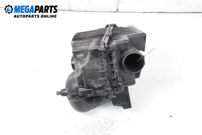 Филтърна кутия за Mazda 6 Station Wagon I (08.2002 - 12.2007) 2.0