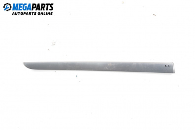 Лайсна за Audi A4 Avant B7 (11.2004 - 06.2008), комби, позиция: дясна