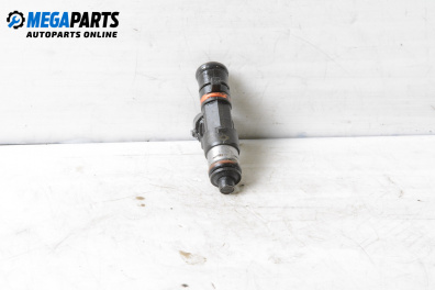 Дюза бензин за Nissan Micra III Hatchback (01.2003 - 06.2010) 1.4 16V, 88 к.с.