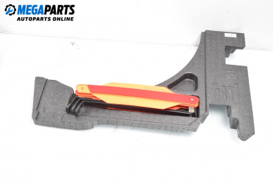 Триъгълник за Nissan Qashqai I SUV (12.2006 - 04.2014)