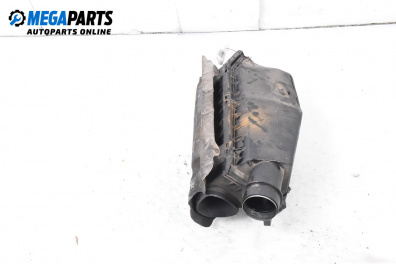 Филтърна кутия за Mercedes-Benz CLK-Class Coupe (C209) (06.2002 - 05.2009) 270 CDI (209.316)