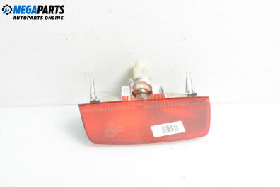 Трети стоп за Nissan Micra III Hatchback (01.2003 - 06.2010), хечбек