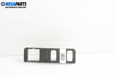 Интериорна пластмаса за Mitsubishi Pajero III SUV (01.1999 - 01.2007), 4+1 вр., джип, позиция: лява