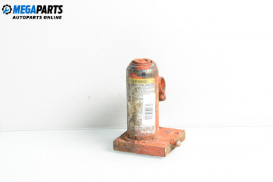 Крик за Mitsubishi Pajero III SUV (01.1999 - 01.2007)