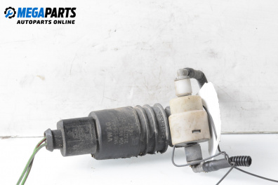 Помпичка за чистачки за Volkswagen Golf V Hatchback (10.2003 - 02.2009)