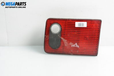 Вътрешен стоп за Audi A8 Sedan 4D (03.1994 - 12.2002), седан, позиция: дясна