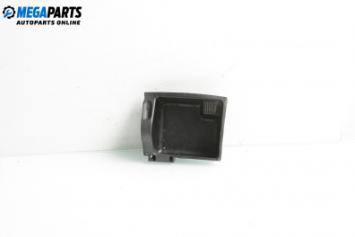 Пепелник за Mercedes-Benz C-Class Sedan (W203) (05.2000 - 08.2007)