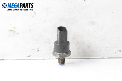 Датчик за налягане на горивото за Mercedes-Benz C-Class Sedan (W203) (05.2000 - 08.2007)