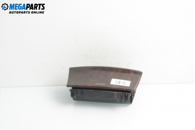 Пепелник за Mercedes-Benz C-Class Sedan (W203) (05.2000 - 08.2007)