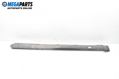 Праг за Volkswagen Passat V Variant B6 (08.2005 - 11.2011), 4+1 вр., комби, позиция: лява