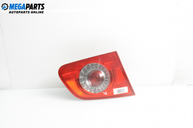 Вътрешен стоп за Volkswagen Passat V Variant B6 (08.2005 - 11.2011), комби, позиция: лява