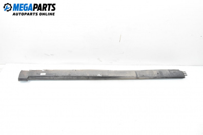 Праг за Volkswagen Passat V Variant B6 (08.2005 - 11.2011), 4+1 вр., комби, позиция: дясна