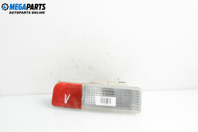 Светлоотразител за Mitsubishi Space Runner Minivan II (08.1999 - 08.2002), миниван, позиция: лява