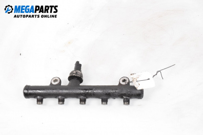 Горивна рейка за Volvo S40 II Sedan (12.2003 - 12.2012) 2.0 D, 136 к.с.