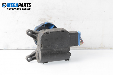 Моторче клапа парно за Audi A4 Sedan B6 (11.2000 - 12.2004) 2.4, 170 к.с.