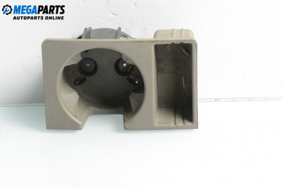 Поставка чаша за Audi A6 Sedan C6 (05.2004 - 03.2011)