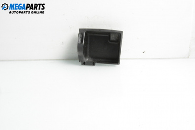 Пепелник за Mercedes-Benz C-Class Estate (S203) (03.2001 - 08.2007)