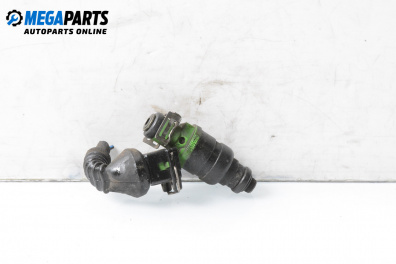 Дюза бензин за Audi A6 Sedan C5 (01.1997 - 01.2005) 2.4, 170 к.с.