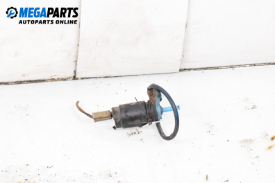 Помпичка за чистачки за Volkswagen Golf II Hatchback (08.1983 - 12.1992)