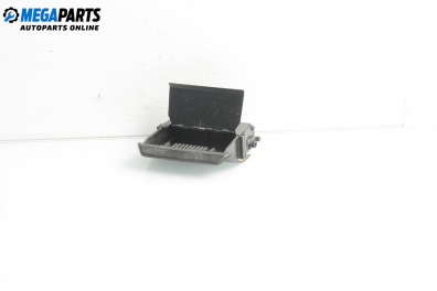 Пепелник за Ford Fiesta III Hatchback (01.1989 - 01.1997)