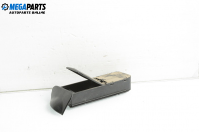 Пепелник за Ford Focus I Hatchback (10.1998 - 12.2007)