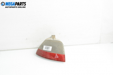 Светлоотразител за Ford Focus I Hatchback (10.1998 - 12.2007), хечбек, позиция: дясна