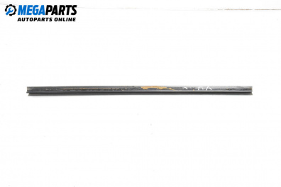 Лайсна за Ford Focus I Hatchback (10.1998 - 12.2007), хечбек, позиция: предна, дясна