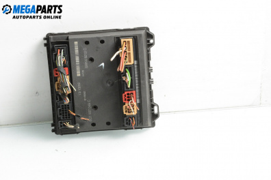 Комфорт модул за Volkswagen Polo Hatchback IV (10.2001 - 12.2005)