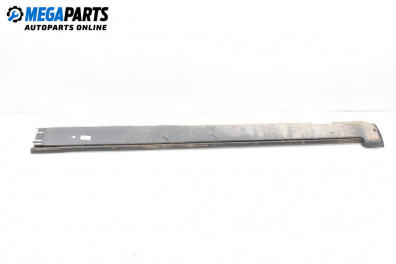 Праг за Volvo V50 Estate (12.2003 - 12.2012), 4+1 вр., комби, позиция: лява