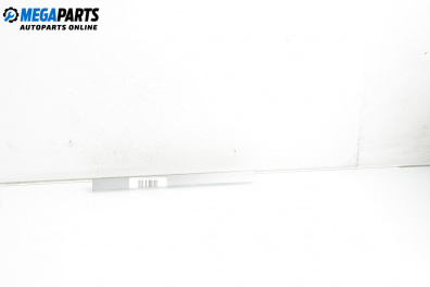 Интериорна лайсна за Volkswagen Passat V Variant B6 (08.2005 - 11.2011), 4+1 вр., комби