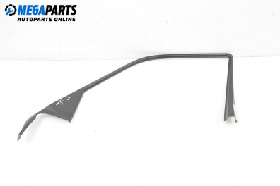 Интериорна лайсна за Mercedes-Benz C-Class Sedan (W202) (03.1993 - 05.2000), 4+1 вр., седан