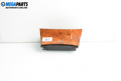 Пепелник за Mercedes-Benz E-Class Sedan (W211) (03.2002 - 03.2009)