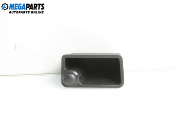 Пепелник за Ford Maverick SUV II (02.2001 - 12.2007)