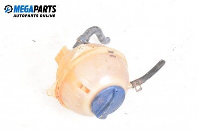 Казанче за антифриз за Volkswagen Passat II Variant B3, B4 (02.1988 - 06.1997) 1.8, 90 к.с.