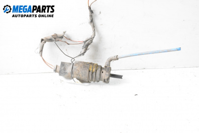 Помпичка за чистачки за Mercedes-Benz C-Class Estate (S203) (03.2001 - 08.2007)