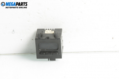 Часовник за Renault Clio II Hatchback (09.1998 - 09.2005)