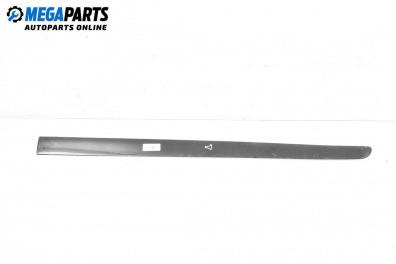 Външни лайсни за Volkswagen Touran Minivan I (02.2003 - 05.2010), миниван, позиция: дясна