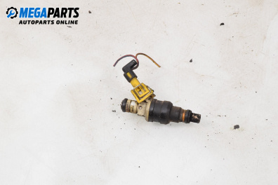 Дюза бензин за Opel Frontera A SUV (03.1992 - 10.1998) 2.4 i (53MWL4), 125 к.с.