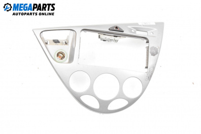 Централна конзола за Ford Focus I Hatchback (10.1998 - 12.2007)