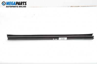 Уплътнение стъкло за Renault Megane III Hatchback (11.2008 - 12.2015), 4+1 вр., хечбек, позиция: задна, лява