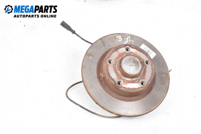 Шенкел главина за Renault Megane III Hatchback (11.2008 - 12.2015), позиция: задна, дясна