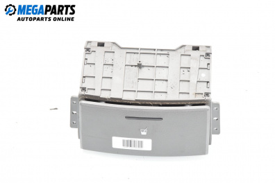 Поставка за чаши за Kia Sorento I SUV (08.2002 - 12.2009)